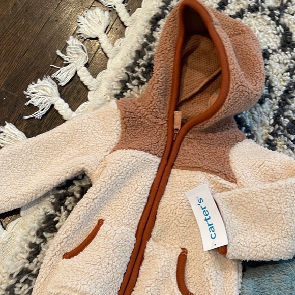 9 months Fleece Snow/cold weather jackets/one pieces. Brand new from carters - Picture 3 of 3